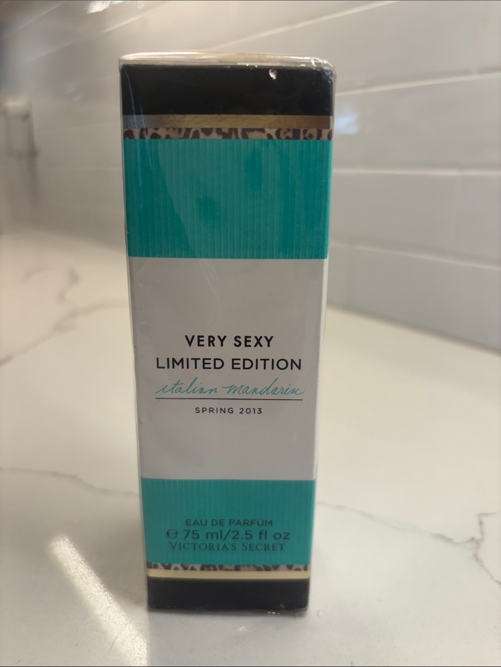 Victoria's Secret Very Sexy Limited Edition Bottle - Teal and White